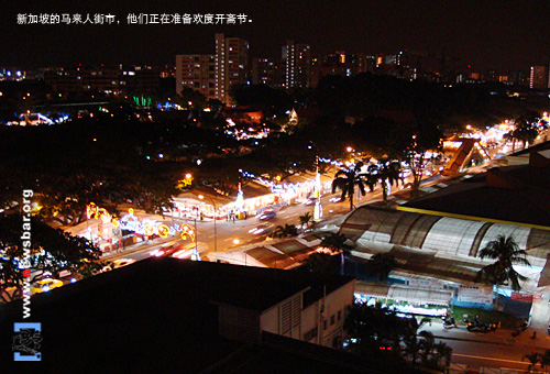 新加坡马来人街市,他们正在准备庆祝开斋节。