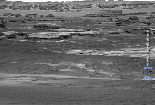 甘肃,魔鬼城是典型的雅丹地貌,荒凉如月球。