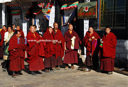西藏：止贡寺的喇嘛……