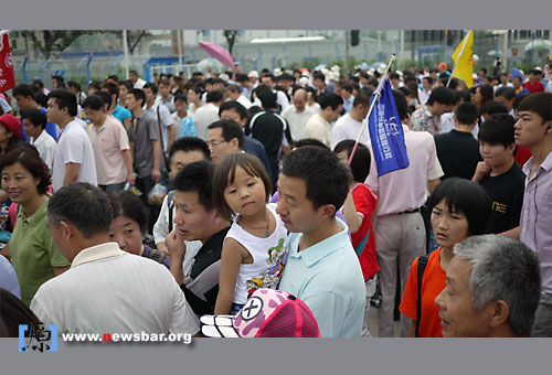  上海世博，汹涌的中国人……