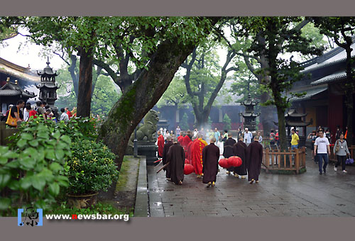 普陀寺，南无观世音菩萨……